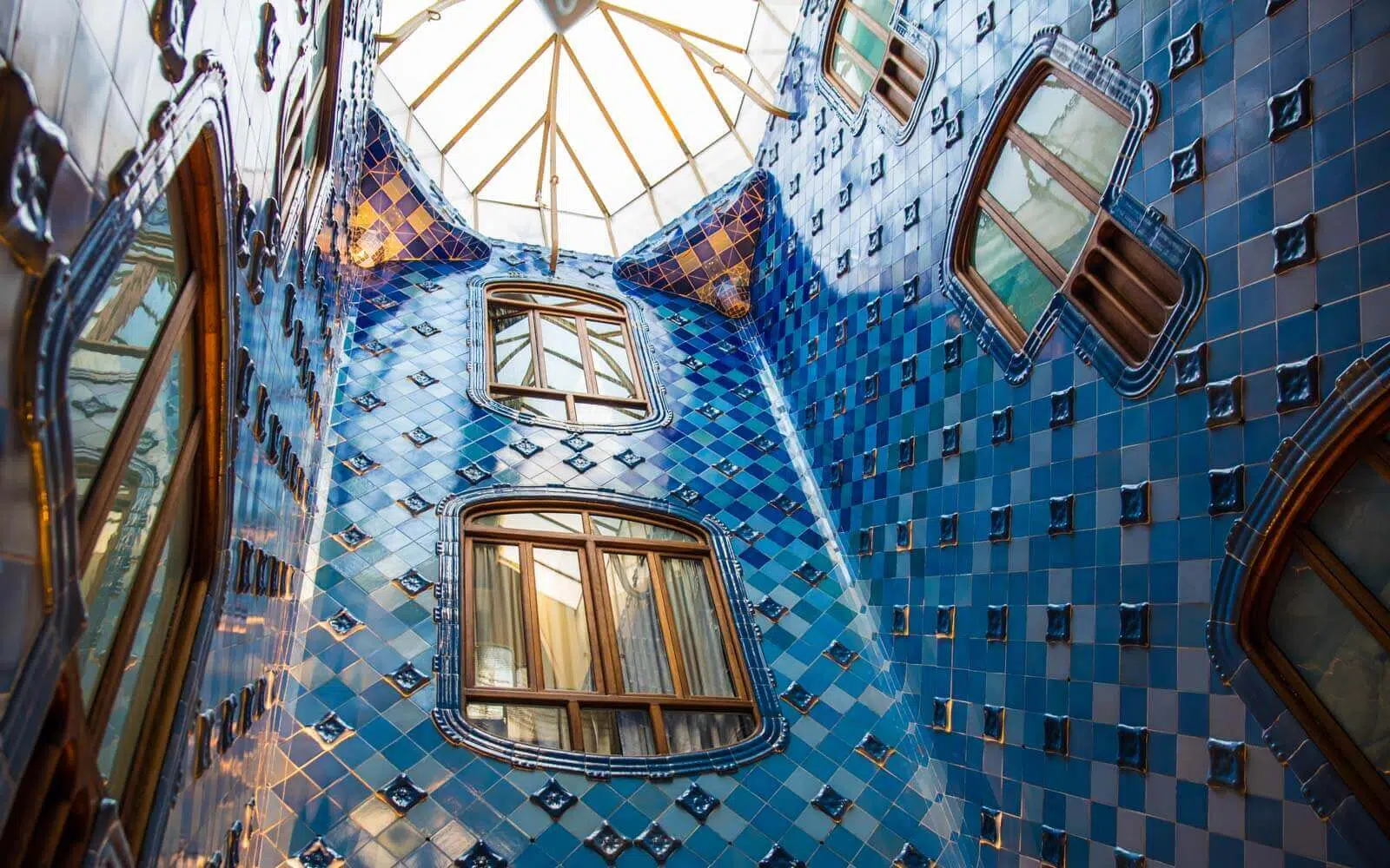 Discover CASA BATLLÓ  Barcelona Attractions