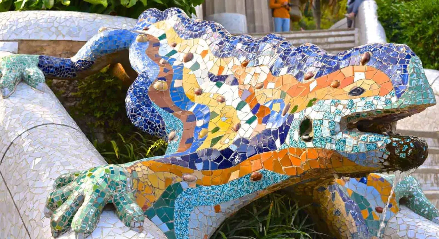 a mosaic salamander at park guell