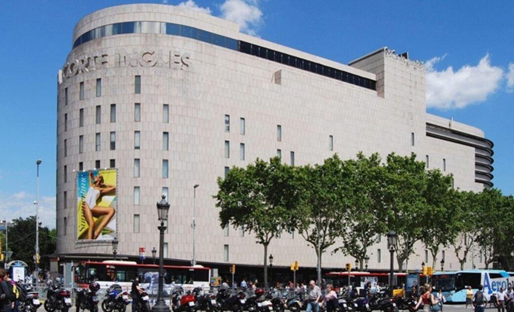 the exterior of el corte ingles, one of the best places to shop in Barcelona