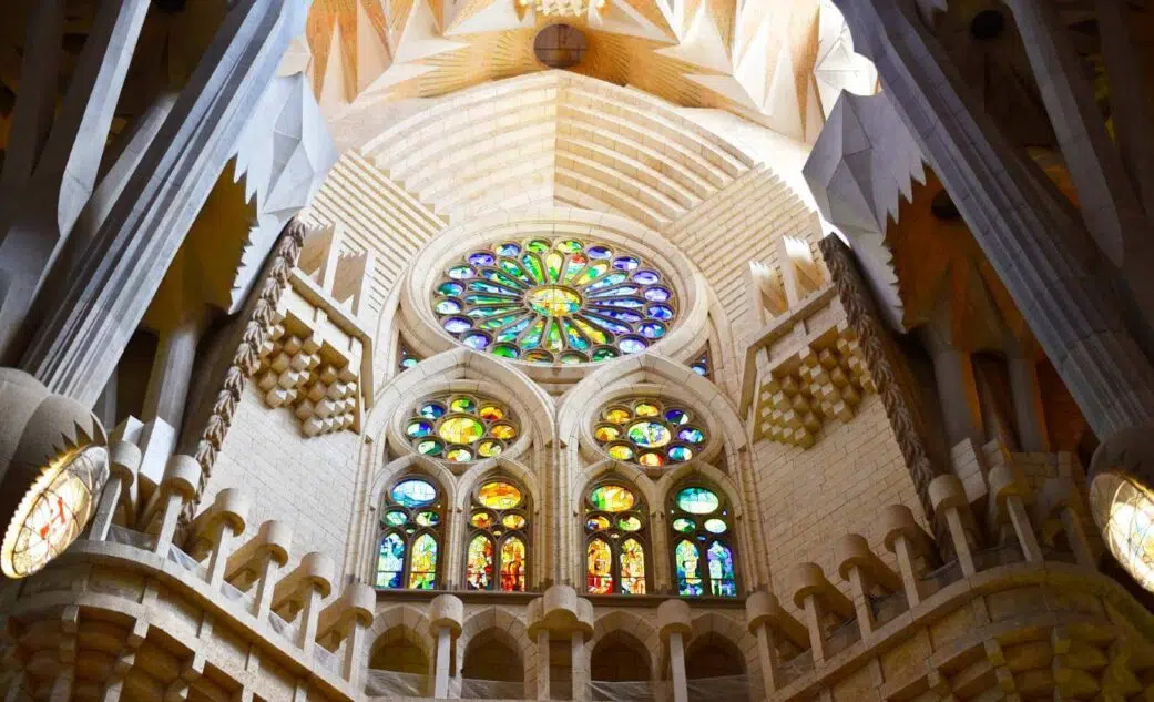 sagrada familia interior stained glass windows